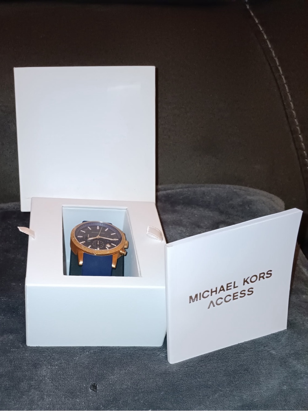 Michael Kors Access Men’s Hybrid Smartwatch & Box Set